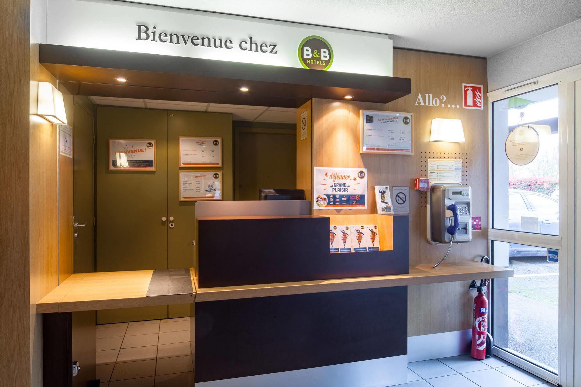B&B Hotel Chartres Le Coudray ภายนอก รูปภาพ